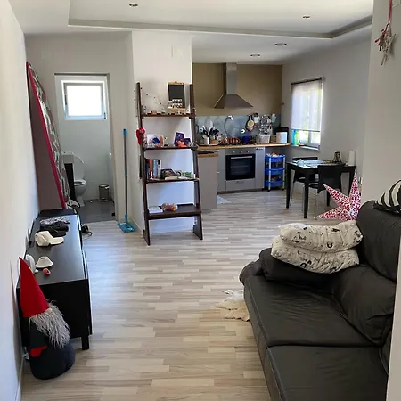 Kika House Lägenhet *